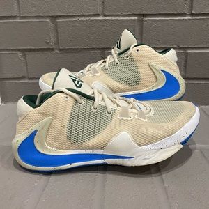 Nike Giannis Immortality basketball shoes